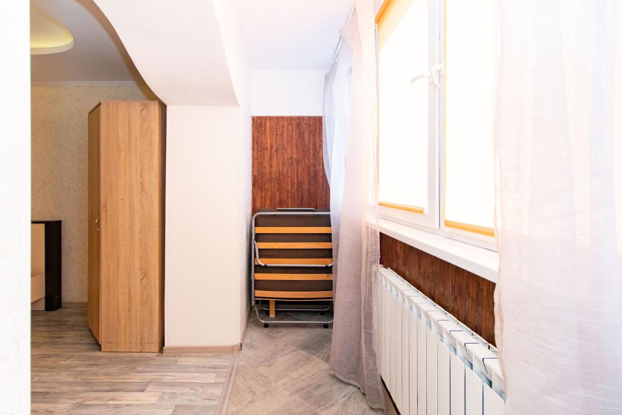 Kvartirkoff Na Obolonskom 40 Kiev Ngoại thất bức ảnh